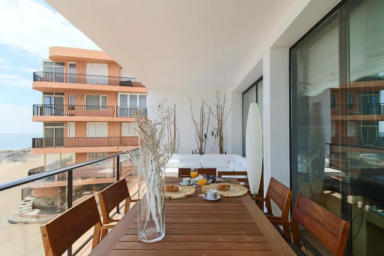 Extra Luxurious Apartment On The Beachfront Salinetas