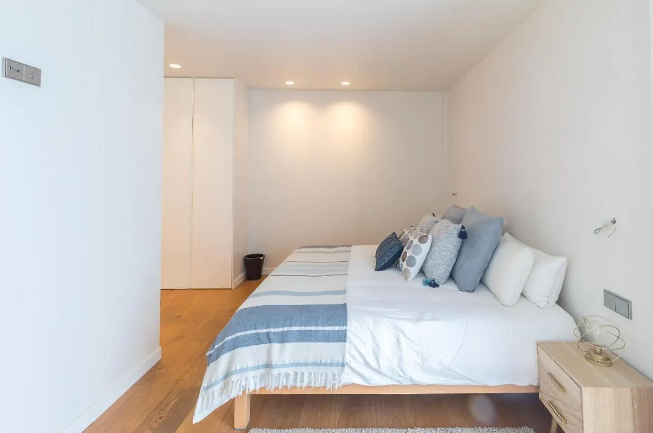 Extra Luxurious Apartment On The Beachfront Salinetas